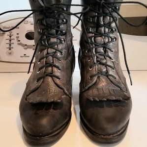 Lady's Lace Up Black Leather Packer Boots